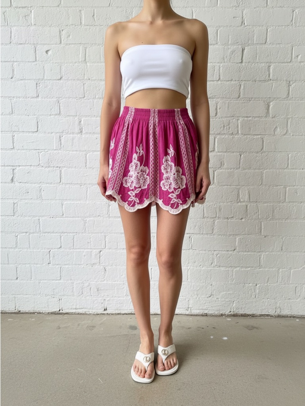 Embroidered Fuchsia Mini Skirt Sz 4